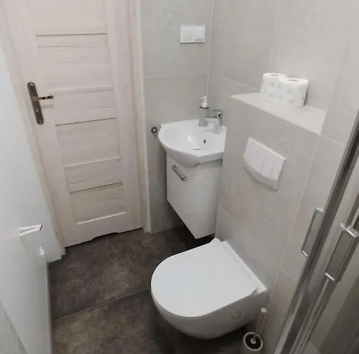 Проживание в семье Malta Познань